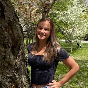 Meet your Posher, Madelyn